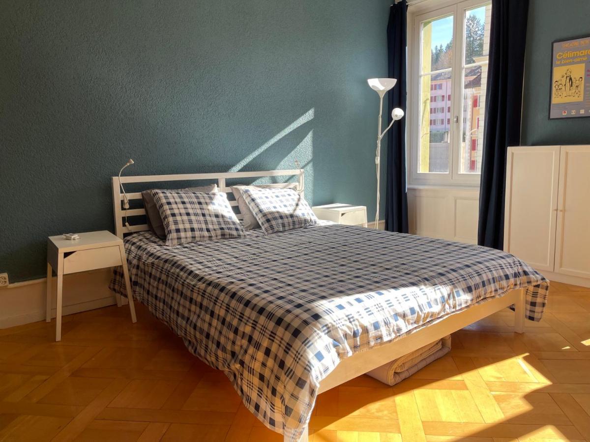 Le Locle : Bel Appartement Chaleureux Ngoại thất bức ảnh