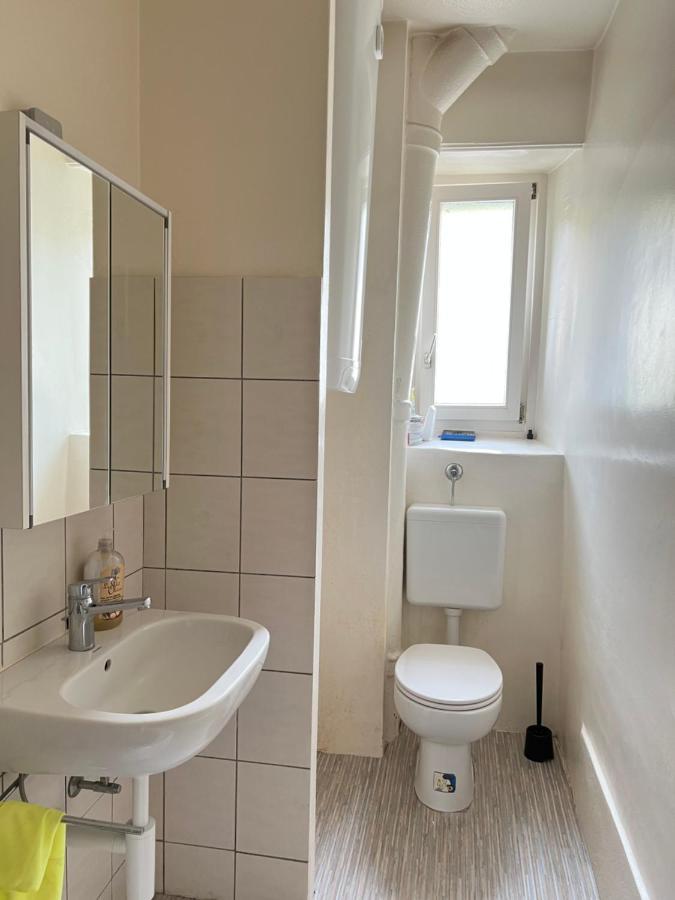 Le Locle : Bel Appartement Chaleureux Ngoại thất bức ảnh